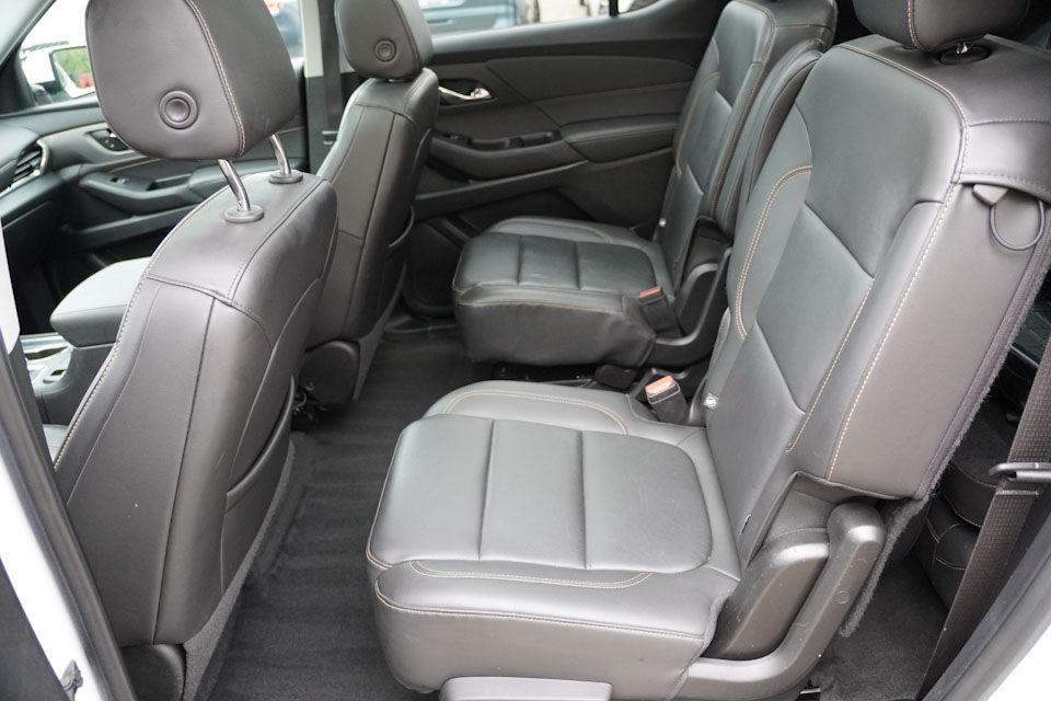 used 2020 Chevrolet Traverse car, priced at $20,774