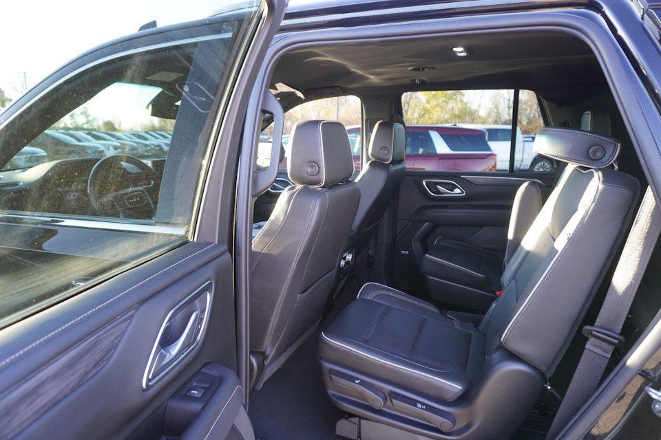 used 2021 GMC Yukon car, priced at $45,515