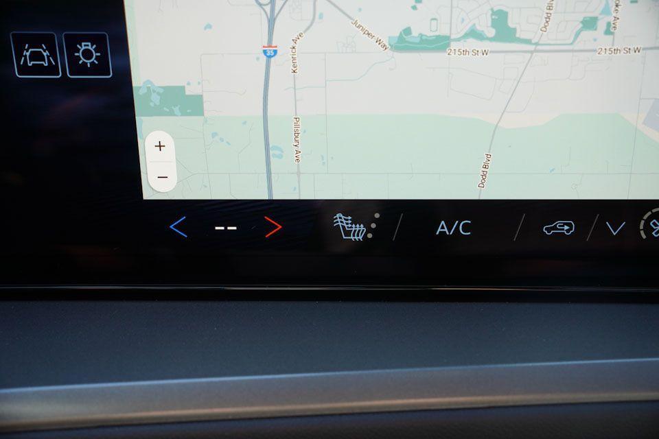 new 2026 Chevrolet Traverse car, priced at $43,720