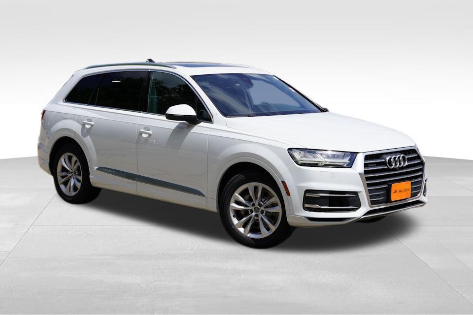 used 2018 Audi Q7 car, priced at $18,389
