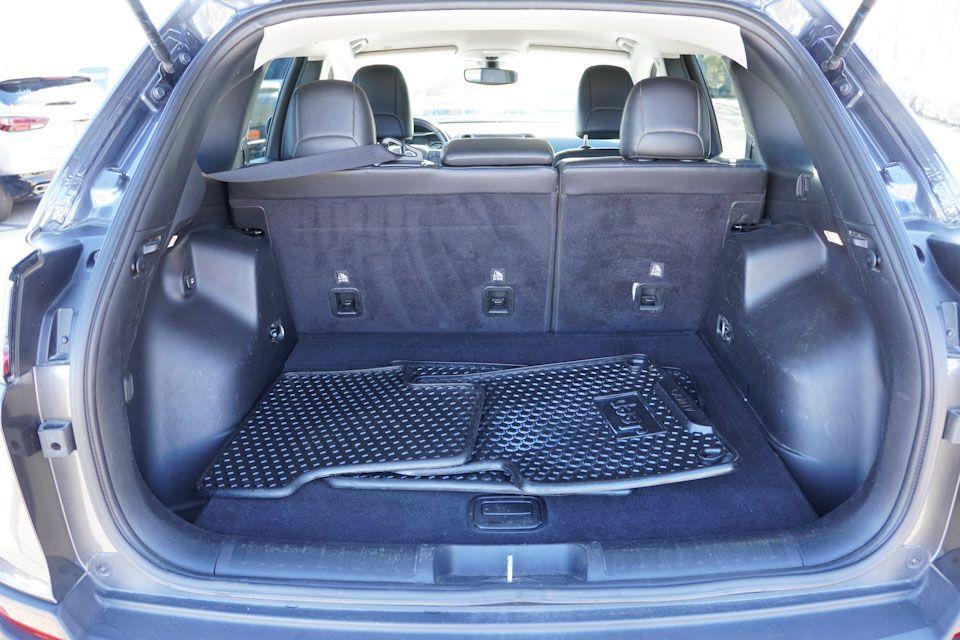 used 2019 Jeep Cherokee car, priced at $22,989