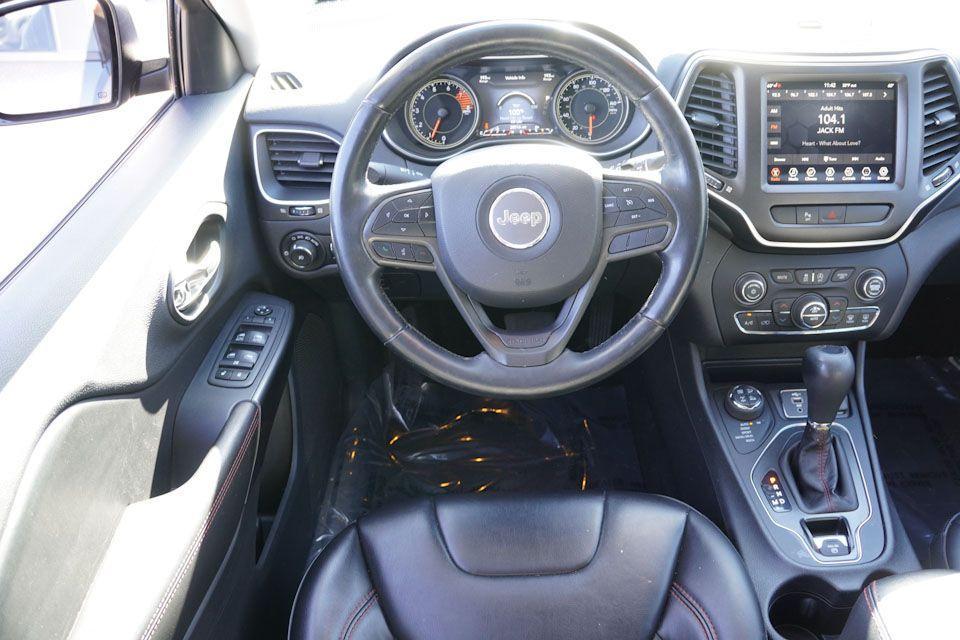 used 2019 Jeep Cherokee car, priced at $22,989