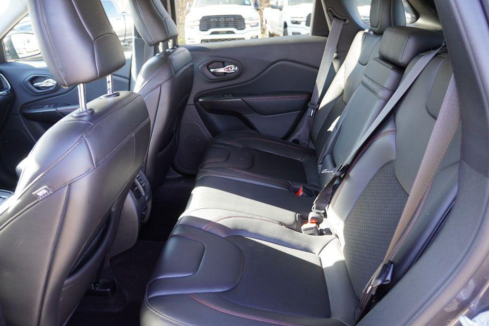 used 2019 Jeep Cherokee car, priced at $22,458