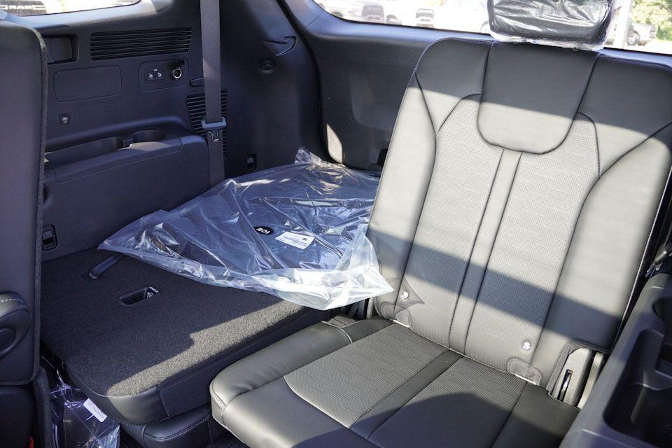 new 2025 Kia Sorento car, priced at $36,904