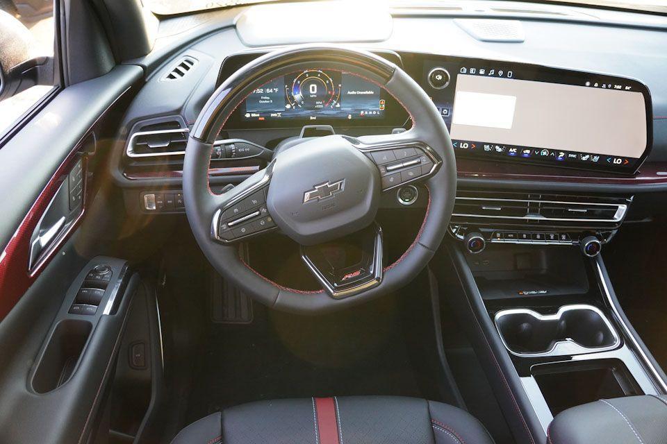 new 2026 Chevrolet Traverse car, priced at $58,020