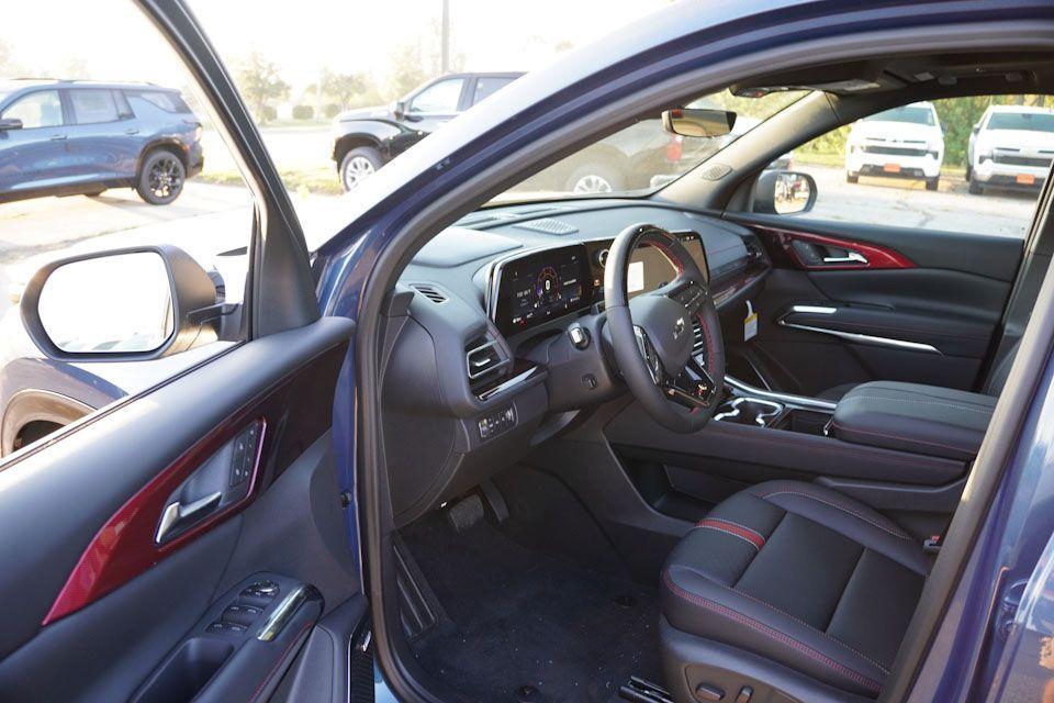 new 2026 Chevrolet Traverse car, priced at $58,020