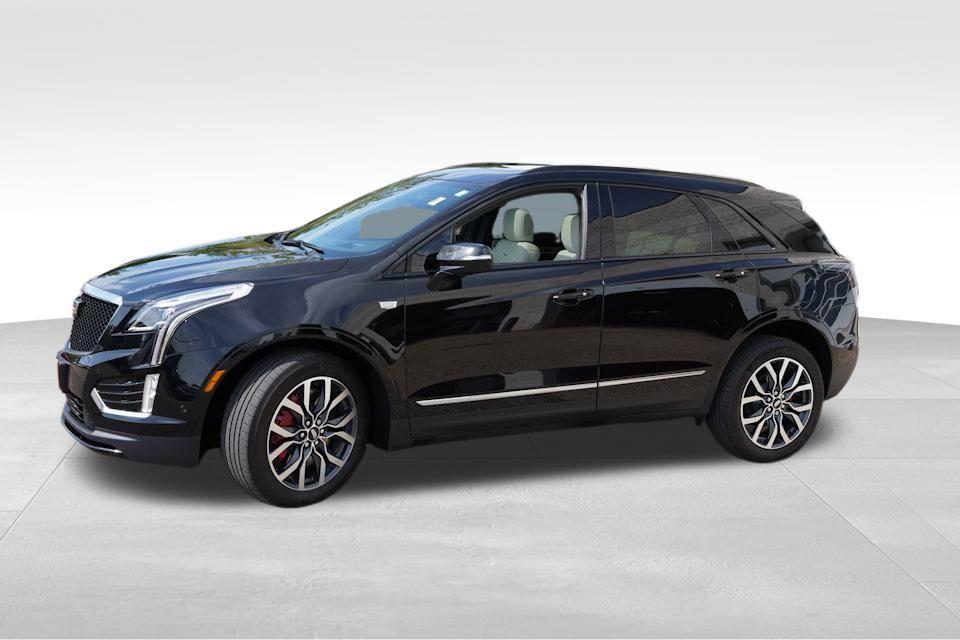 used 2023 Cadillac XT5 car, priced at $39,524