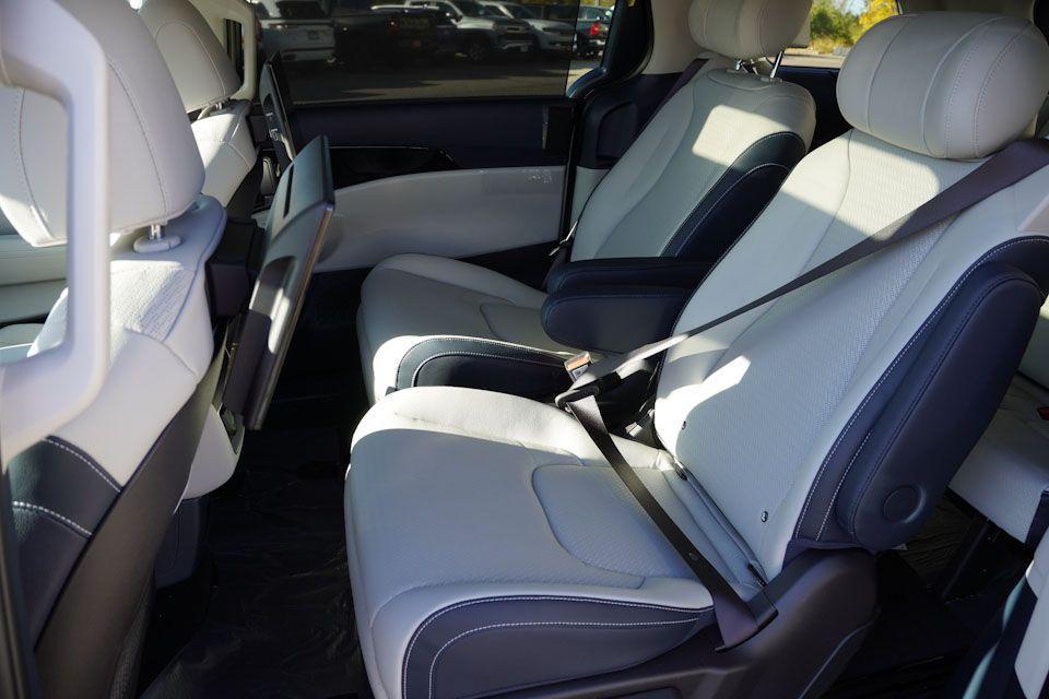 new 2026 Kia Carnival car, priced at $50,860