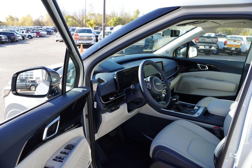 new 2026 Kia Carnival car, priced at $50,860