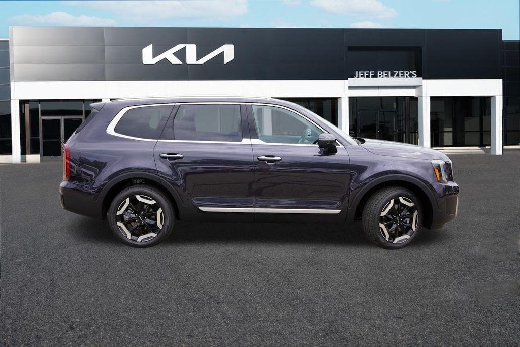 new 2025 Kia Telluride car, priced at $40,022