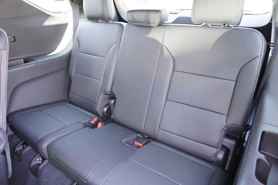 new 2025 Chevrolet Traverse car, priced at $43,598