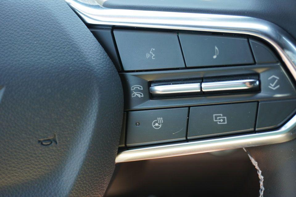 new 2025 Chevrolet Traverse car, priced at $43,598
