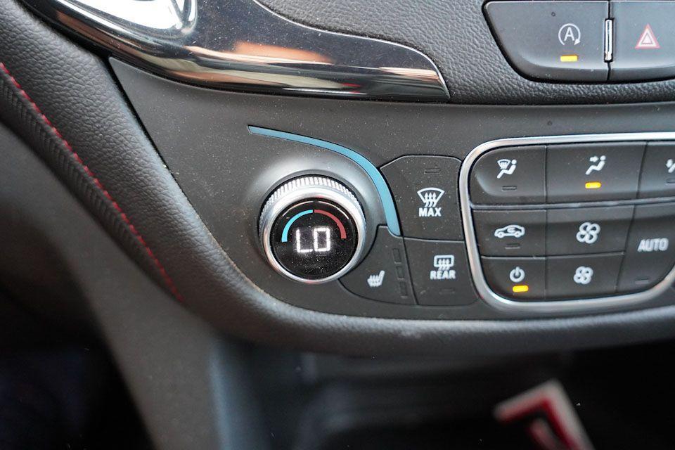used 2022 Chevrolet Equinox car, priced at $26,721
