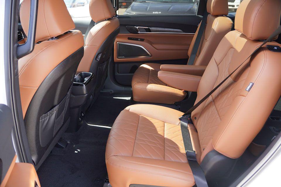 new 2025 Kia Telluride car, priced at $47,926