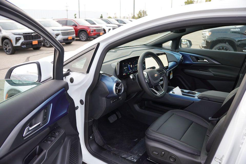 new 2026 Chevrolet Equinox EV car, priced at $39,395