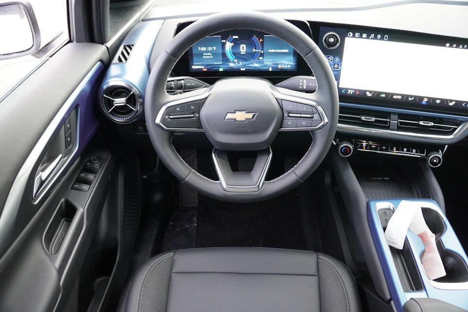 new 2026 Chevrolet Equinox EV car, priced at $39,395
