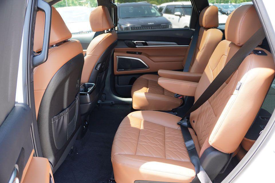 new 2025 Kia Telluride car, priced at $47,838