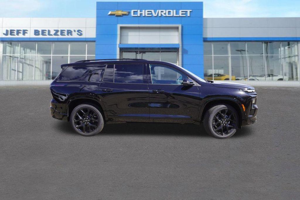 new 2024 Chevrolet Traverse car, priced at $54,995