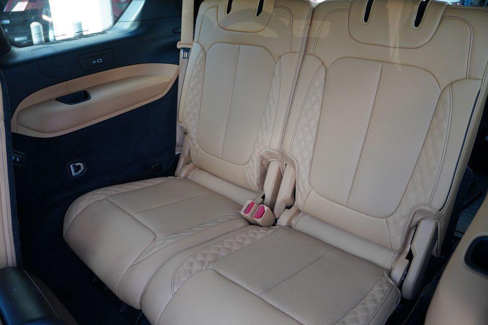 used 2024 Jeep Grand Cherokee L car, priced at $50,747