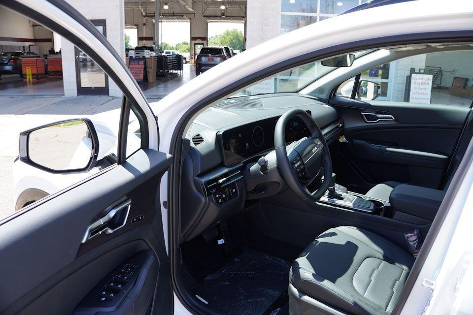 new 2026 Kia Sportage car, priced at $36,381