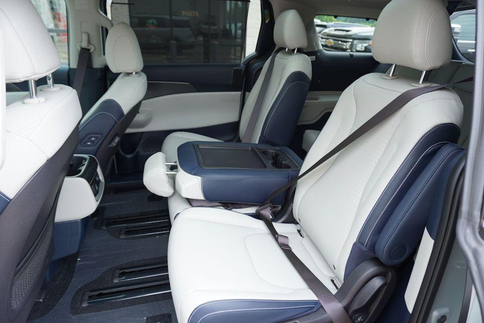 new 2026 Kia Carnival car, priced at $49,268