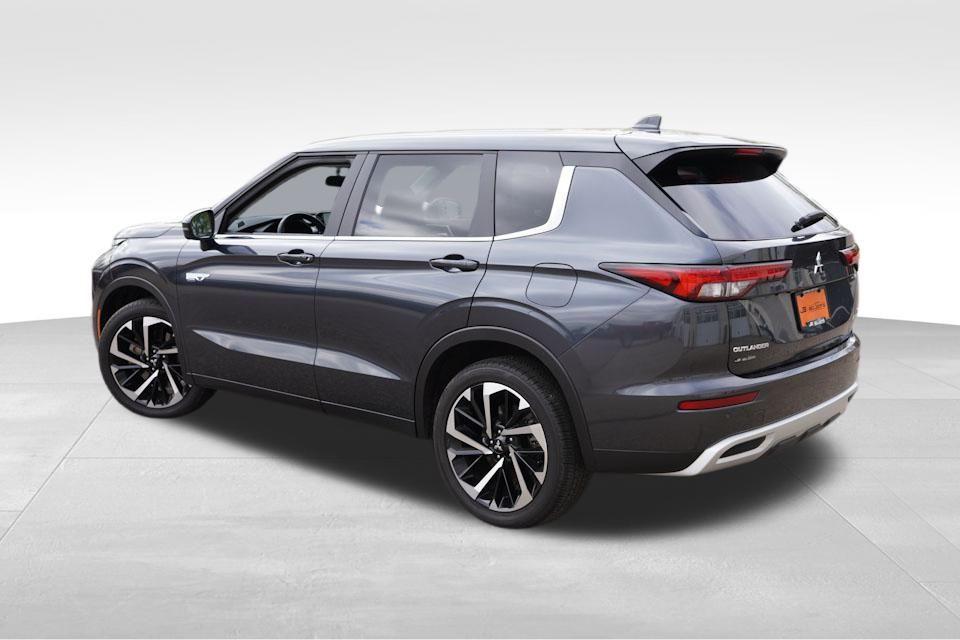used 2025 Mitsubishi Outlander PHEV car, priced at $31,446