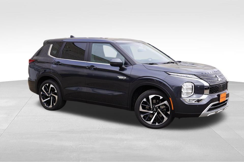 used 2025 Mitsubishi Outlander PHEV car, priced at $31,446