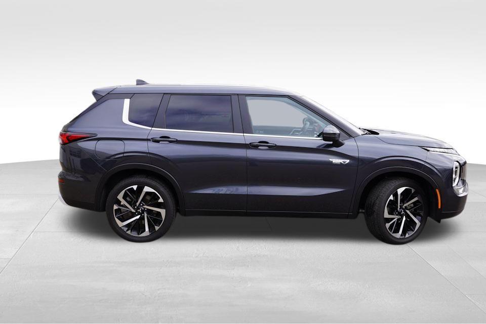 used 2025 Mitsubishi Outlander PHEV car, priced at $31,446