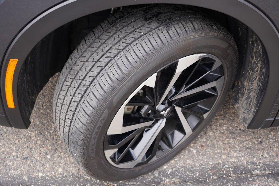 used 2025 Mitsubishi Outlander PHEV car, priced at $31,446