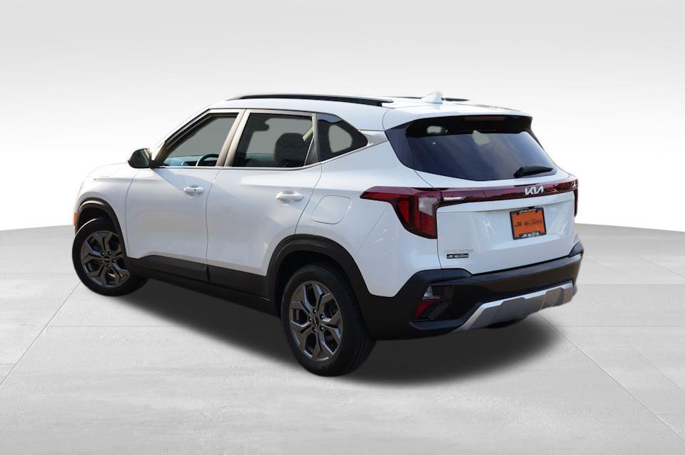 used 2024 Kia Seltos car, priced at $22,919
