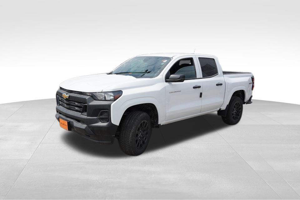 new 2025 Chevrolet Colorado car, priced at $35,680