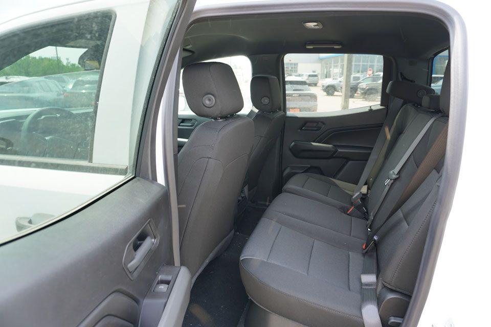 new 2025 Chevrolet Colorado car, priced at $35,880