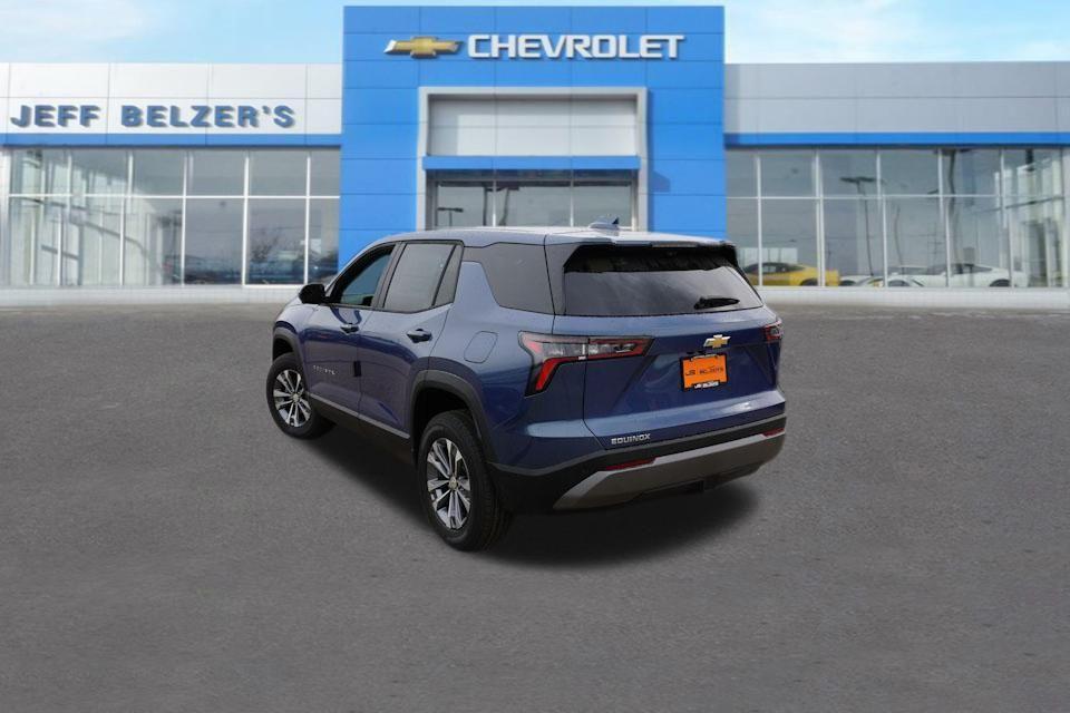 new 2026 Chevrolet Equinox car, priced at $31,405