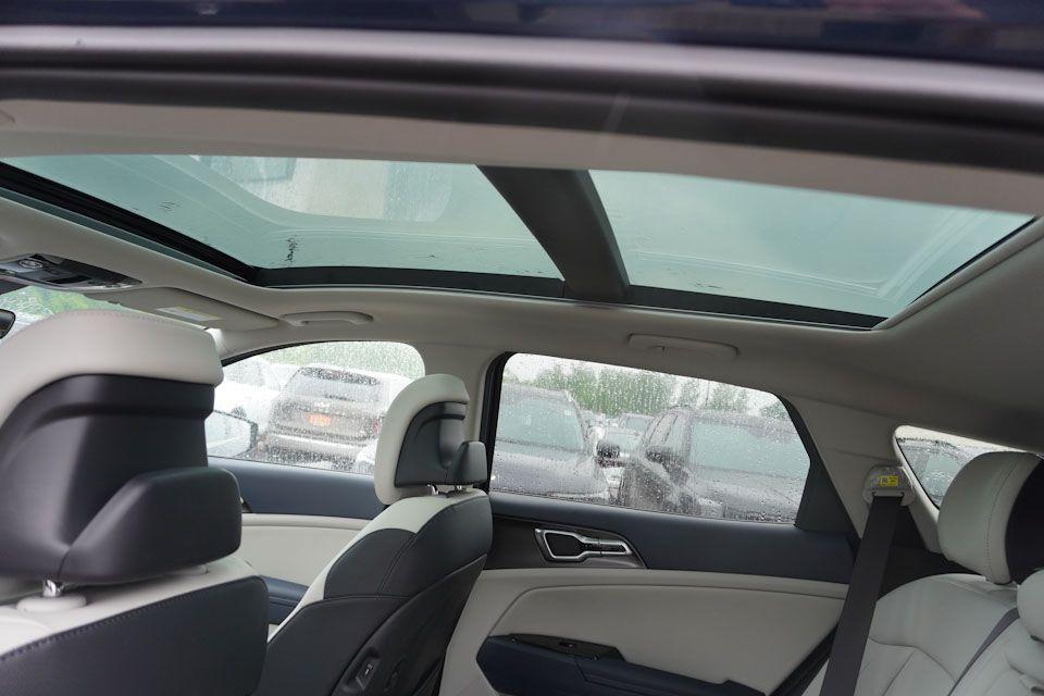 new 2025 Kia Sportage Hybrid car, priced at $32,449