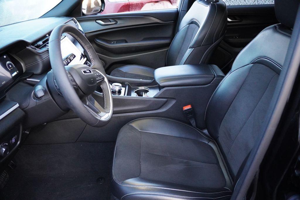 used 2024 Jeep Grand Cherokee L car, priced at $36,475