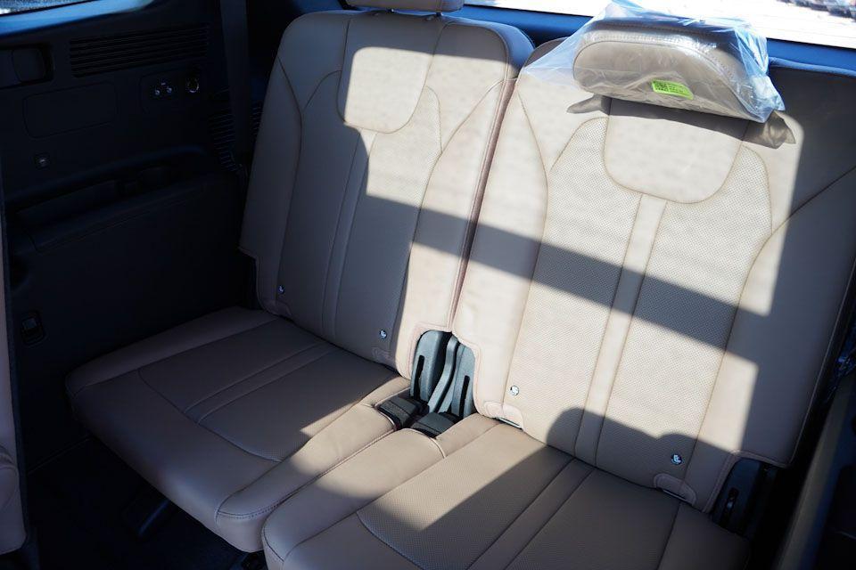 new 2026 Kia Sorento car, priced at $43,027