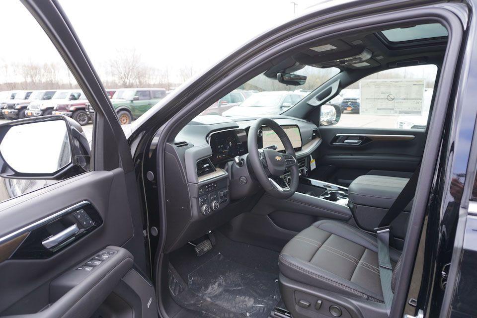 new 2025 Chevrolet Suburban car, priced at $87,755