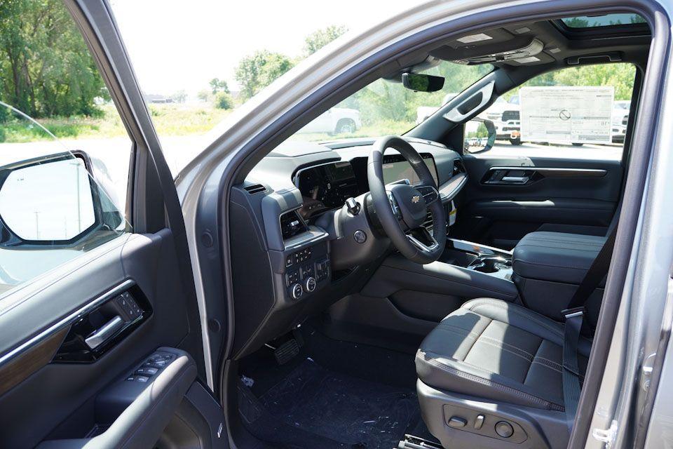 new 2025 Chevrolet Tahoe car, priced at $82,230