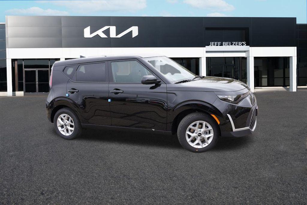 new 2025 Kia Soul car, priced at $20,598