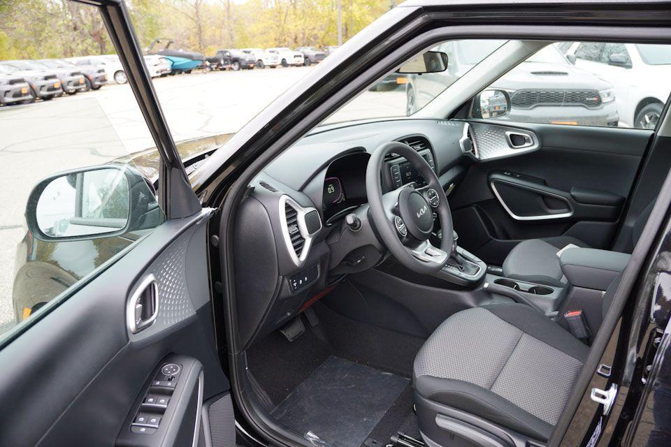 new 2025 Kia Soul car, priced at $20,598