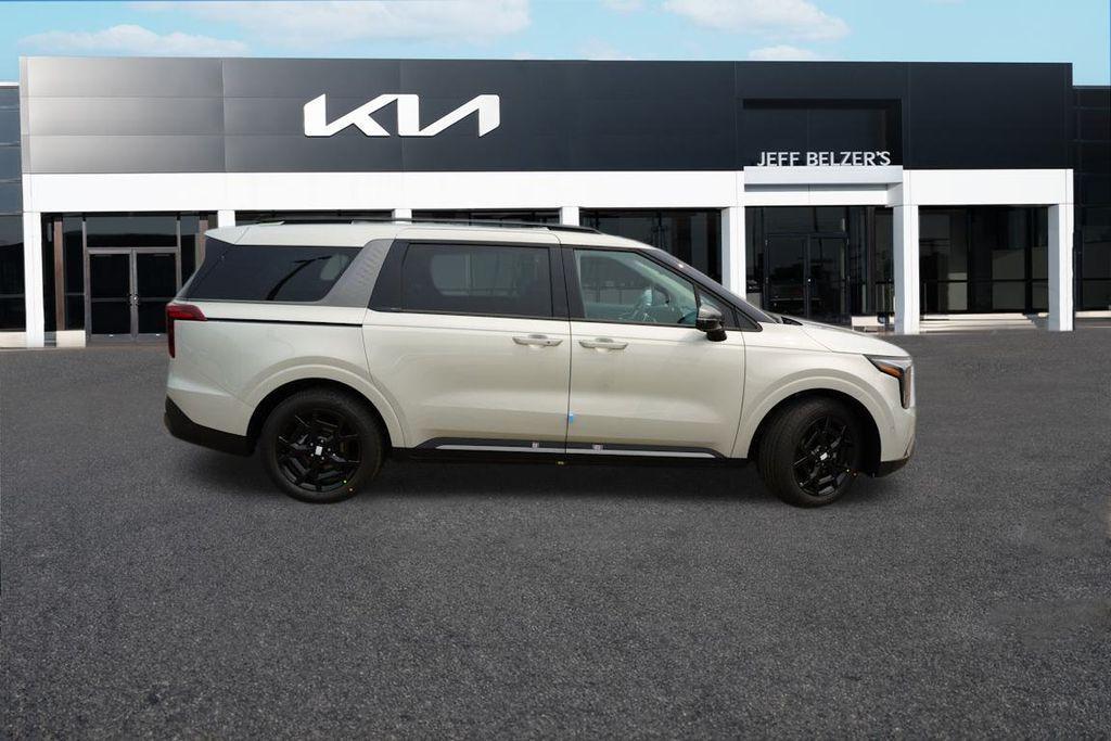 new 2025 Kia Carnival Hybrid car, priced at $50,086