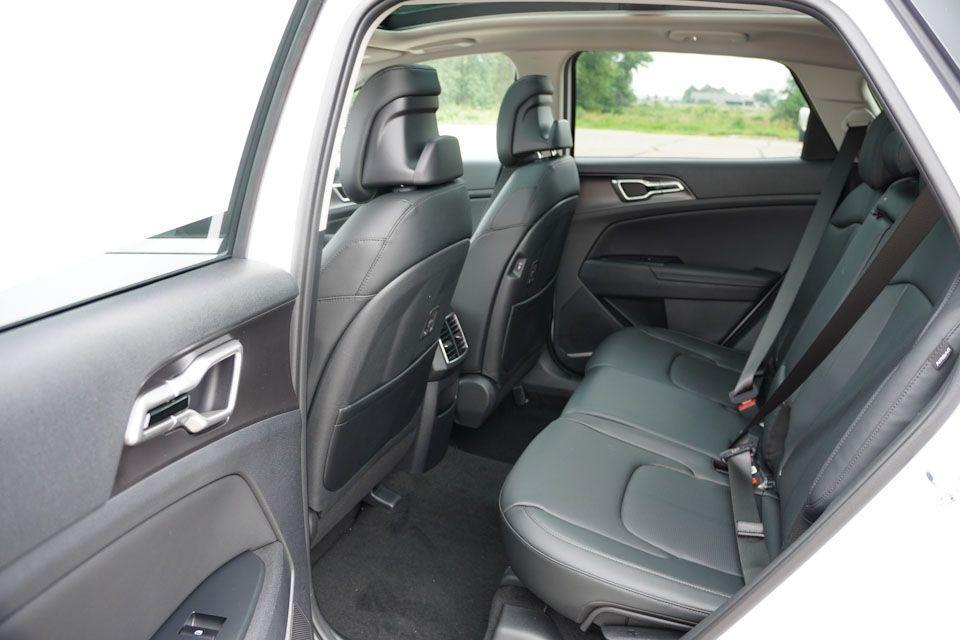 new 2026 Kia Sportage car, priced at $32,658