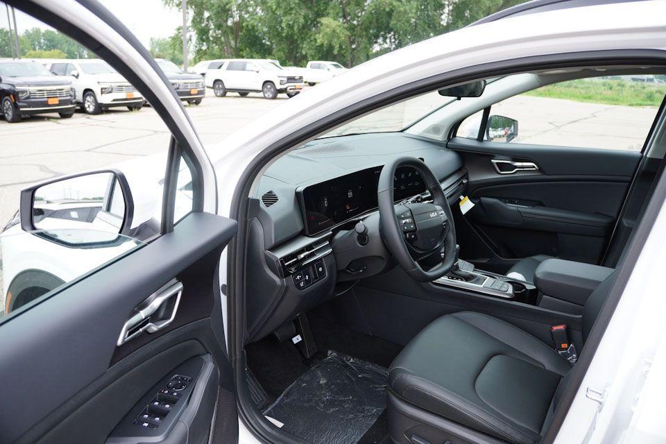new 2026 Kia Sportage car, priced at $32,658