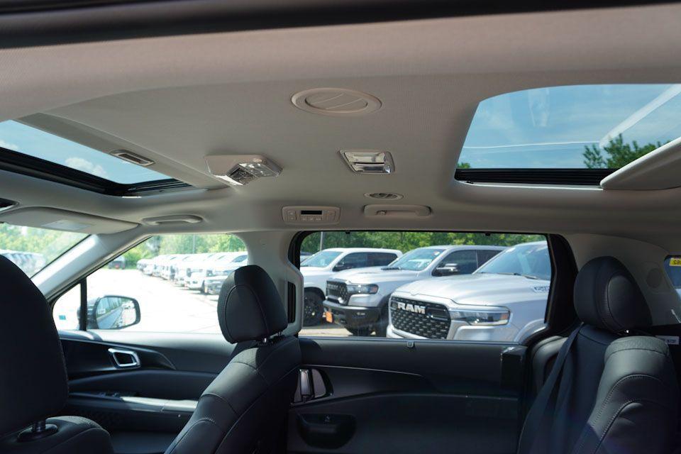 new 2026 Kia Carnival car, priced at $49,292