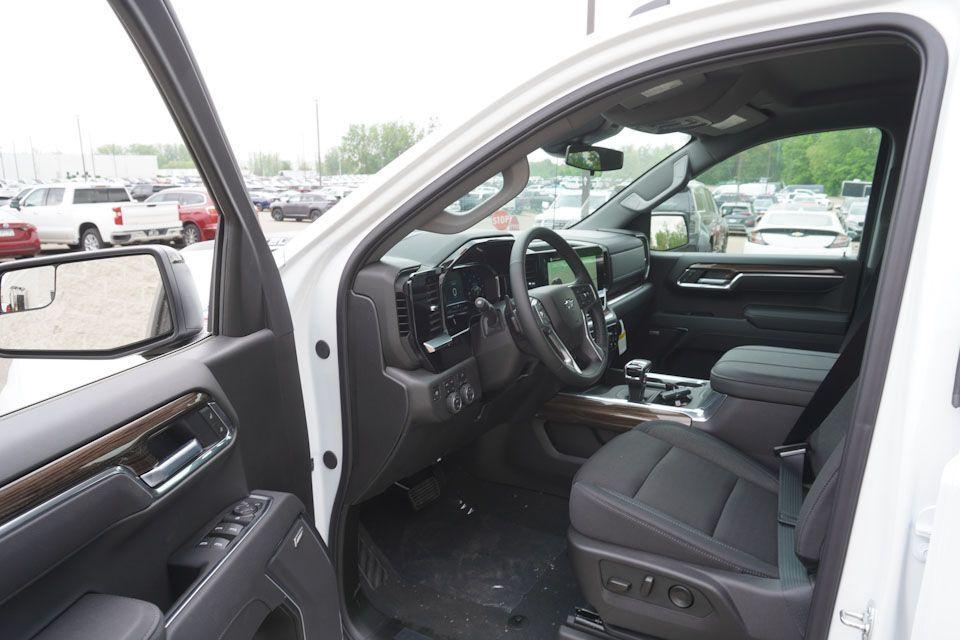 new 2025 Chevrolet Silverado 1500 car, priced at $57,595