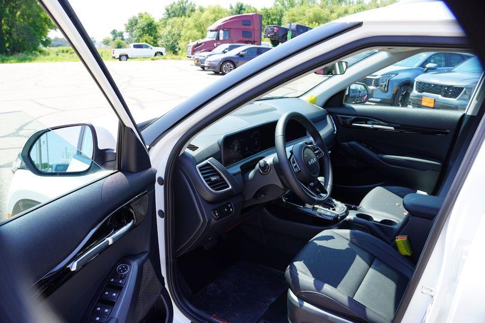 new 2026 Kia Seltos car, priced at $28,358