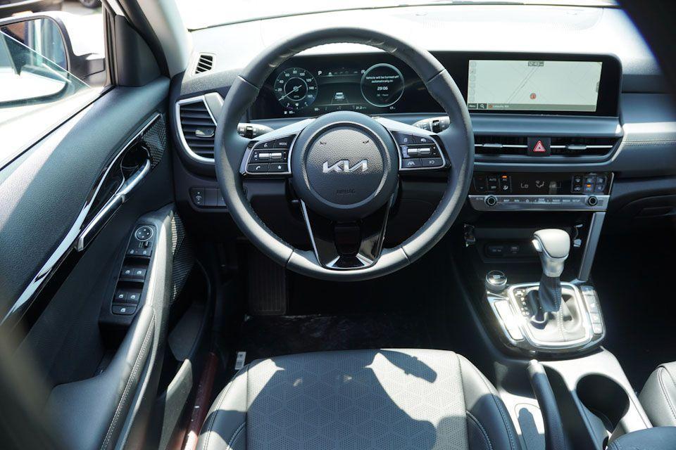 new 2026 Kia Seltos car, priced at $28,358
