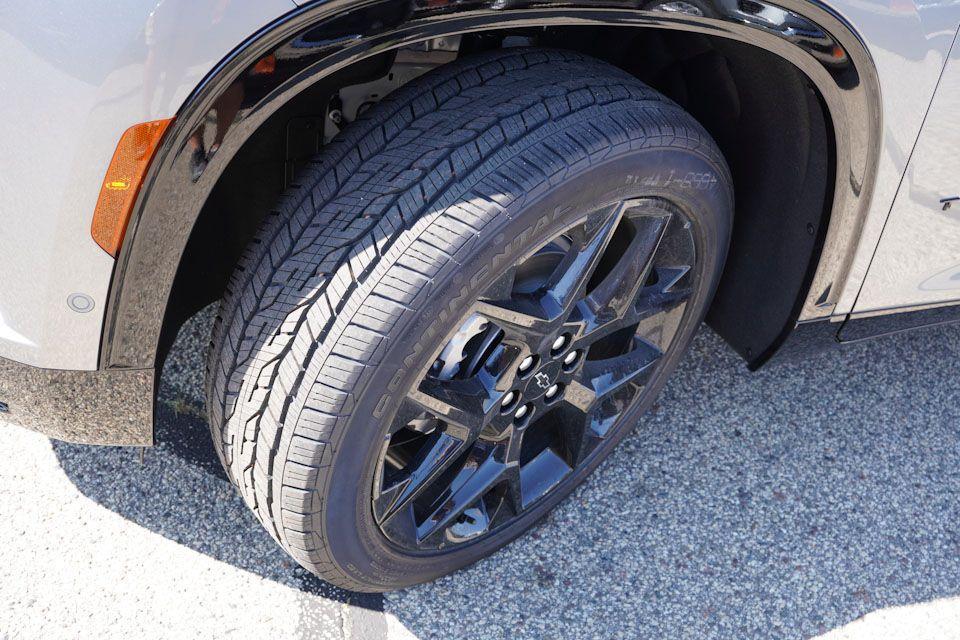 new 2026 Chevrolet Traverse car, priced at $58,020