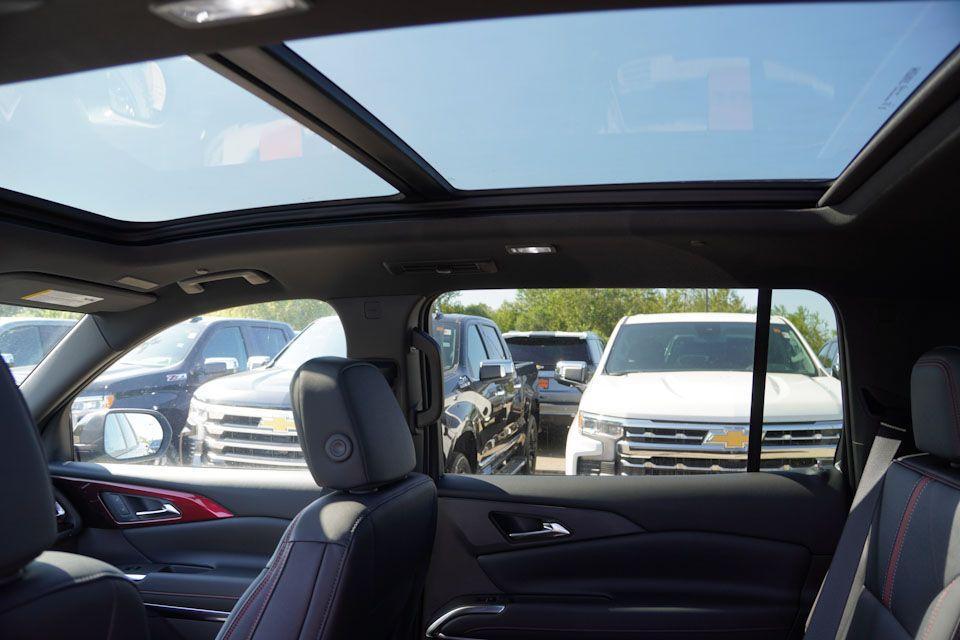 new 2026 Chevrolet Traverse car, priced at $58,020