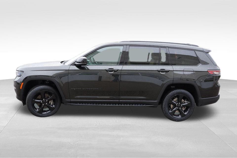 used 2024 Jeep Grand Cherokee L car, priced at $34,747